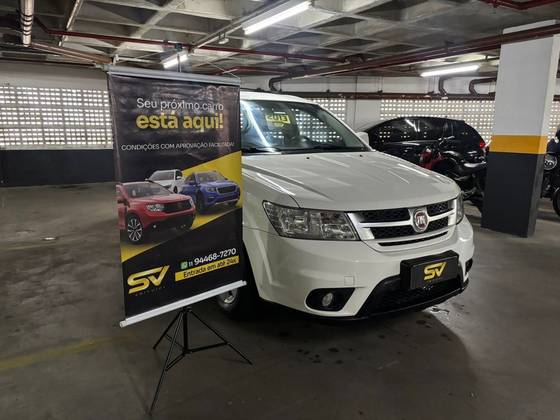 FIAT FREEMONT 2.4 PRECISION 16V GASOLINA 4P AUTOMÁTICO